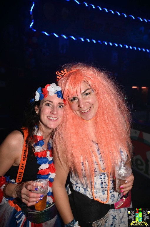 ../Images/Kick off 2025 395.jpg